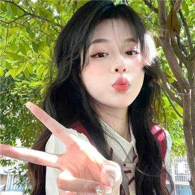 瑕疵品第一季 在线观看封面